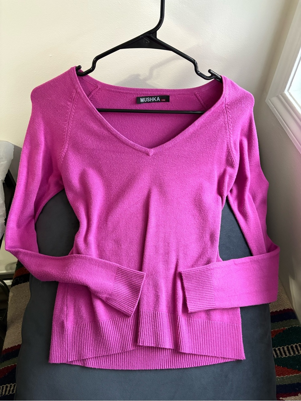 V-neck pink knit sweater office siren